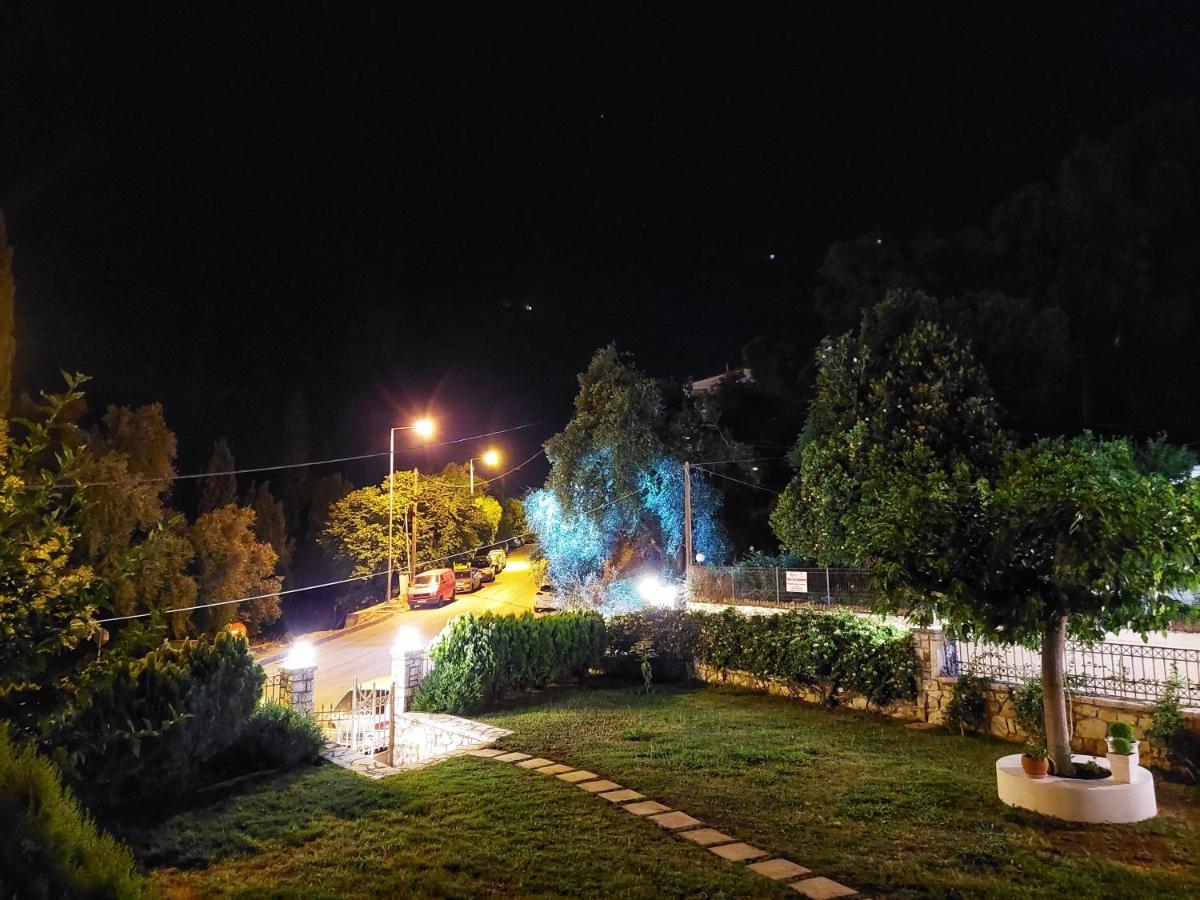 Phoenix Apartments Parga Bagian luar foto